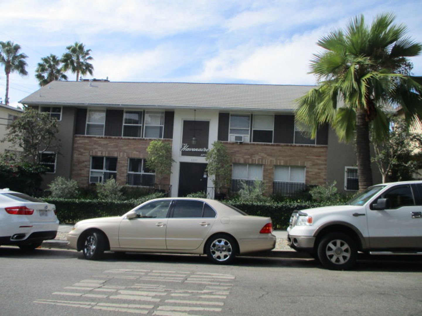 WEST HOLLYWOOD Apartment: 1217 HAVENHURST DR