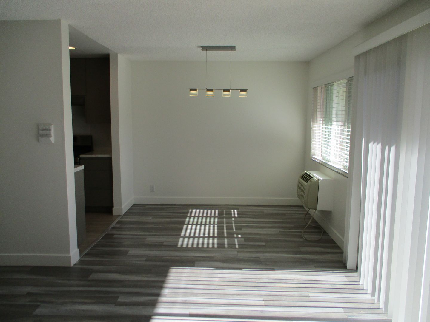 3625 GLENDON AVE, 204, LOS ANGELES, CA 90034