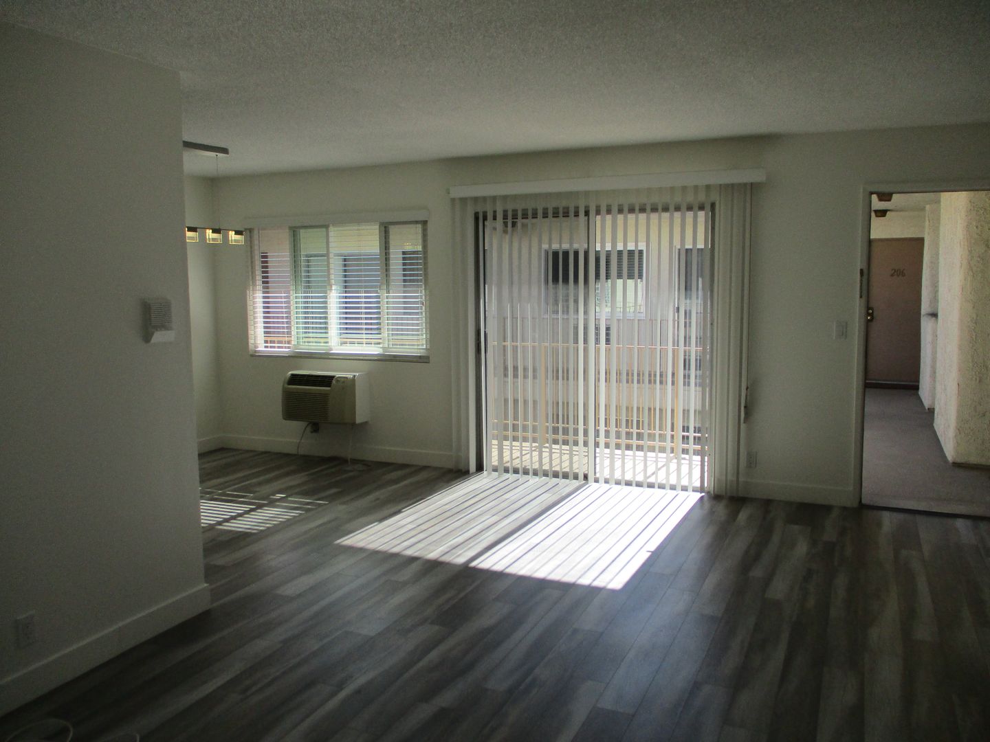 3625 GLENDON AVE, 204, LOS ANGELES, CA 90034