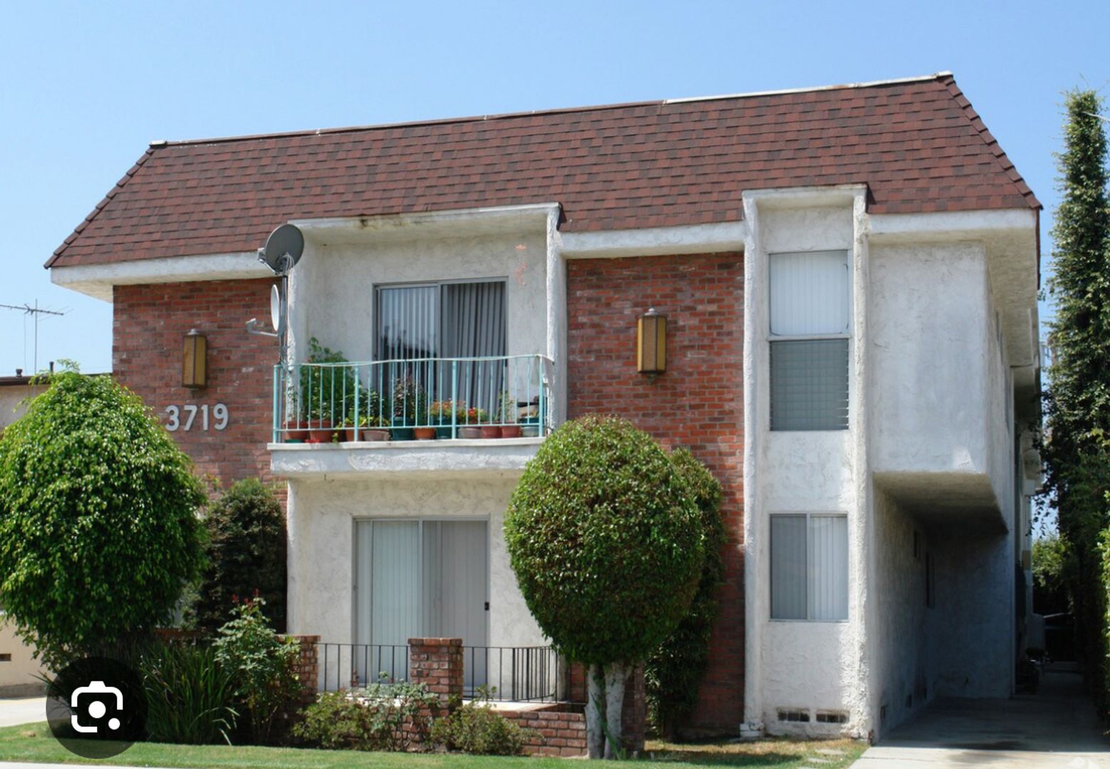 LOS ANGELES Apartment: 3719 DELMAS TERRACE