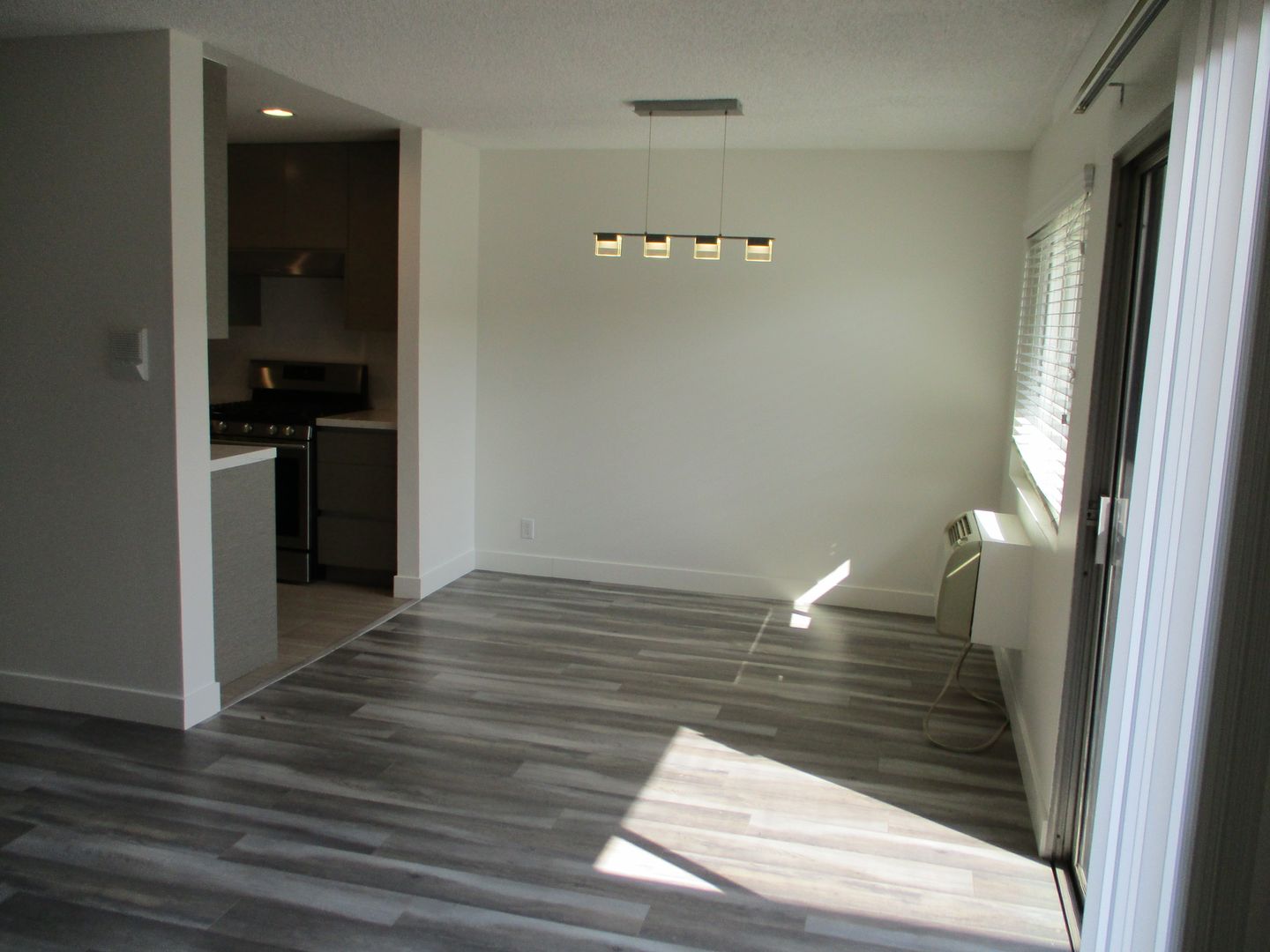 3625 GLENDON AVE, 204, LOS ANGELES, CA 90034