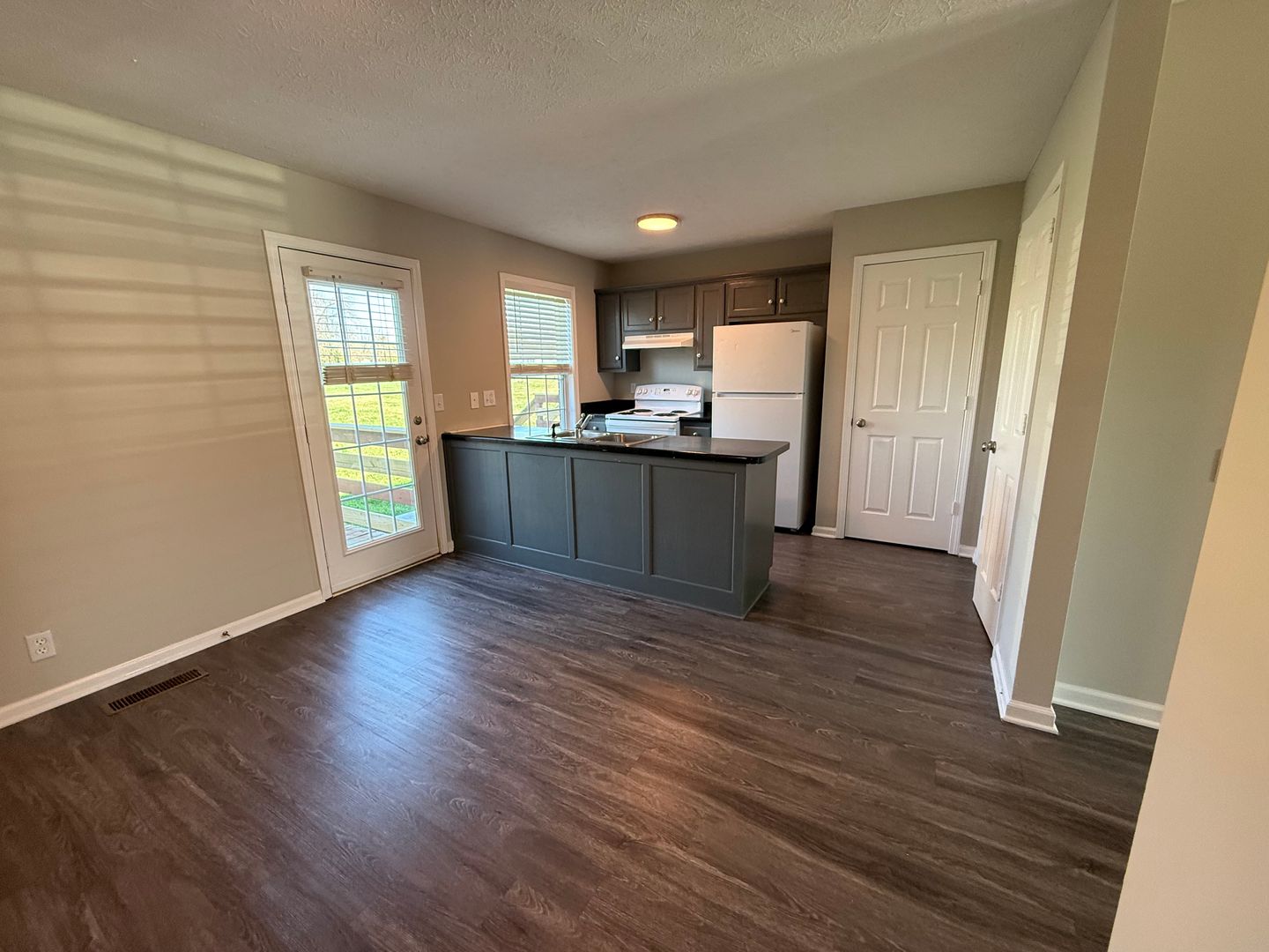 Portland Apartment: 102 Mason Street