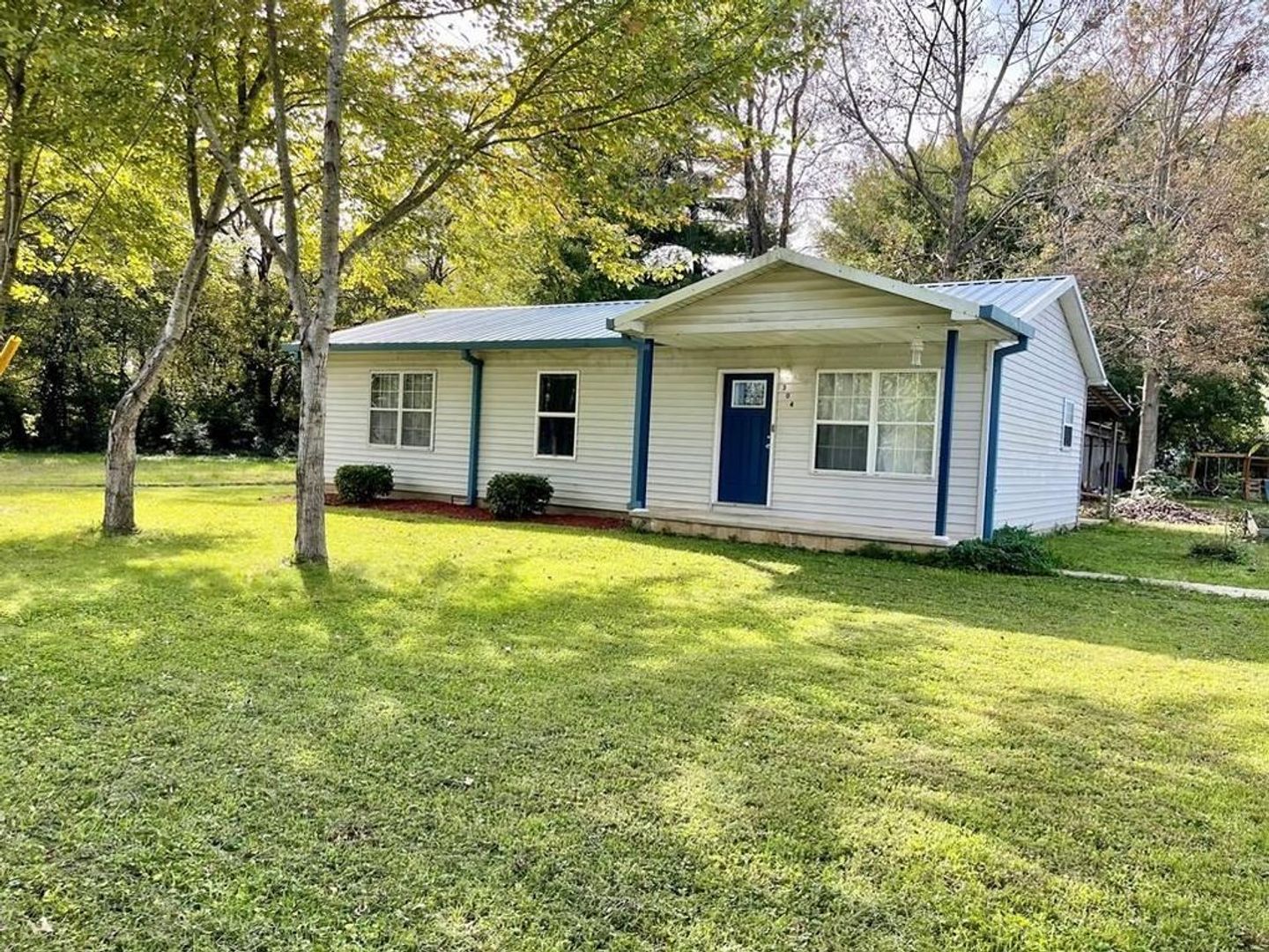 Franklin House: 304 Fairview Ave