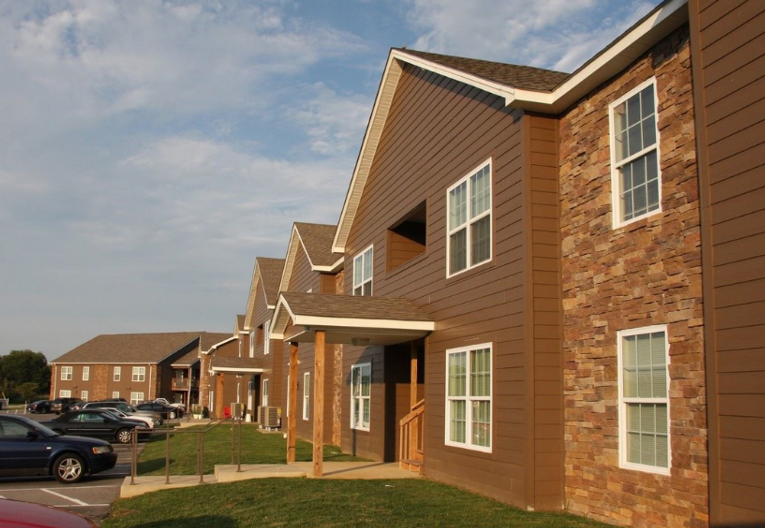 Franklin Apartment: 845 West Madison St