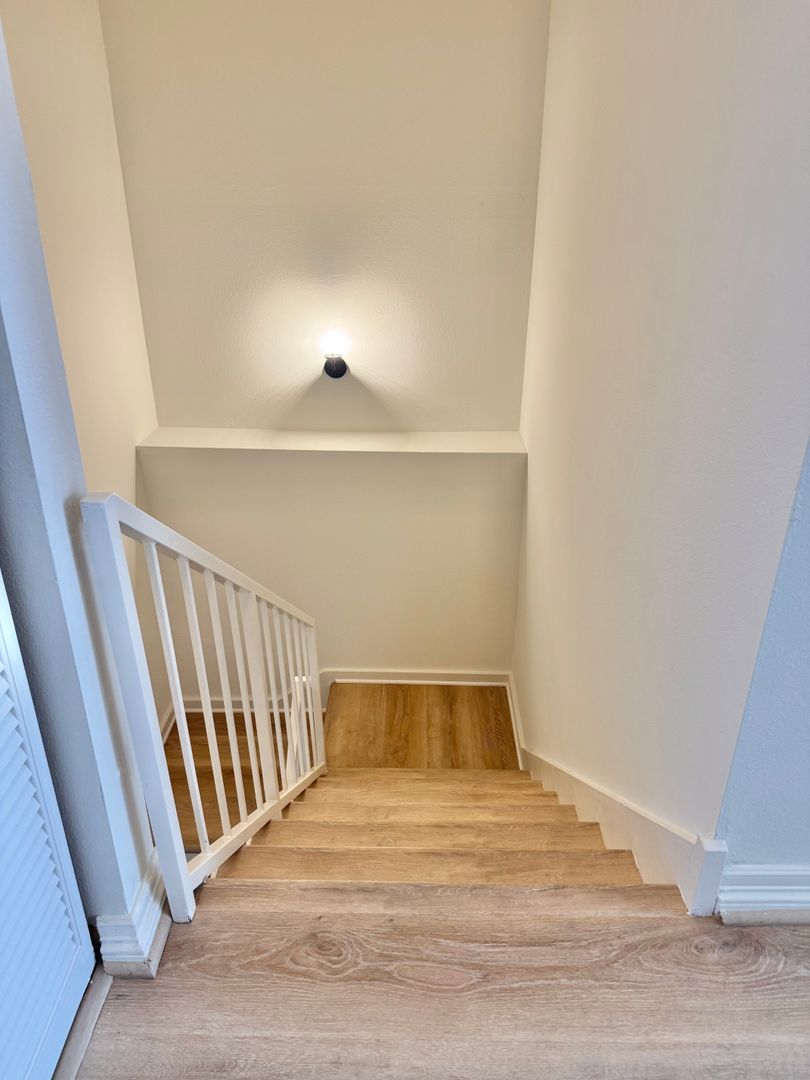 10636 Wilshire 12 of 12