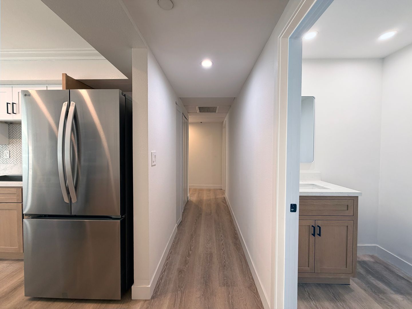 10636 Wilshire 11 of 12