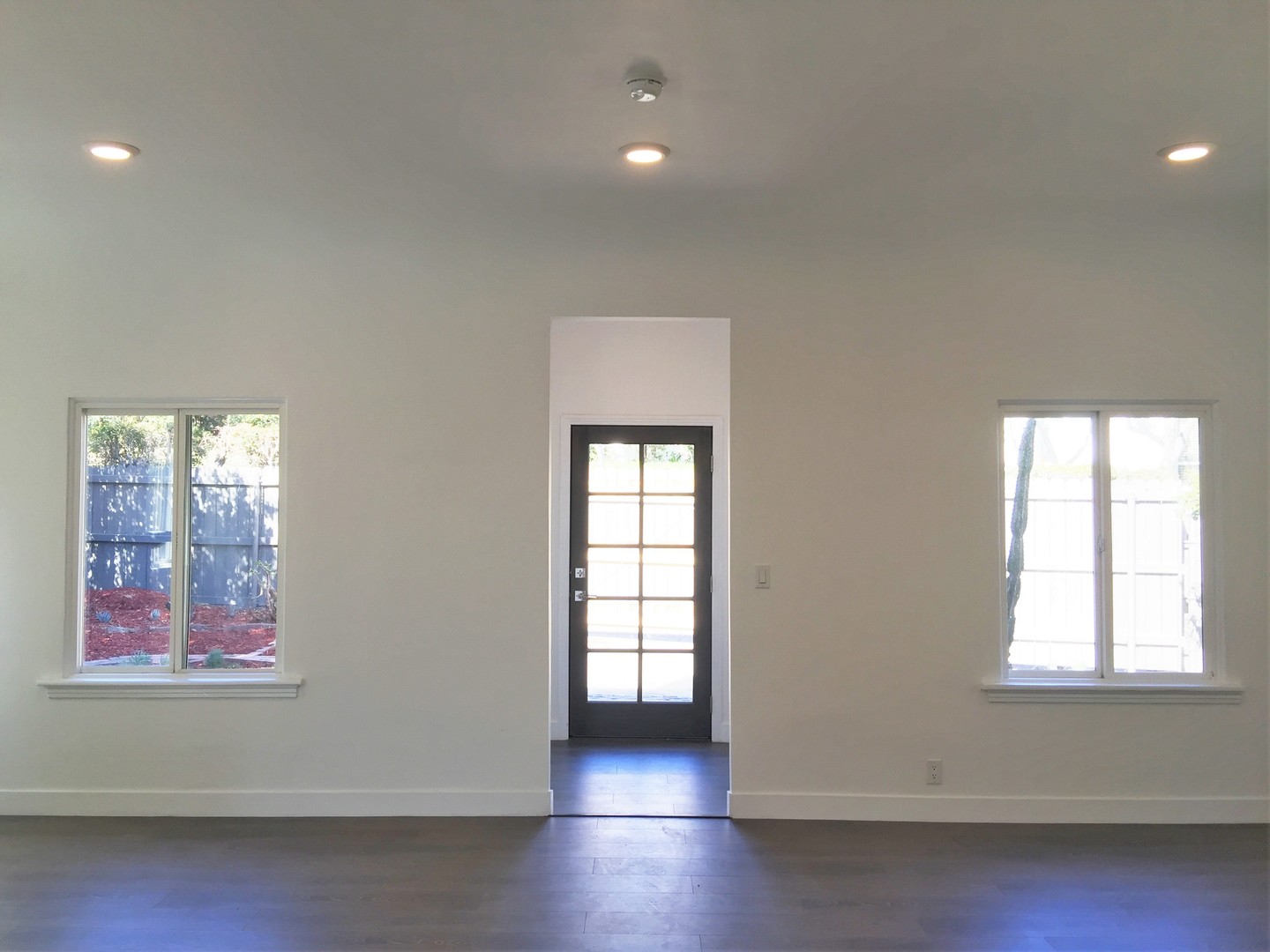 8538 West Knoll 4 of 12