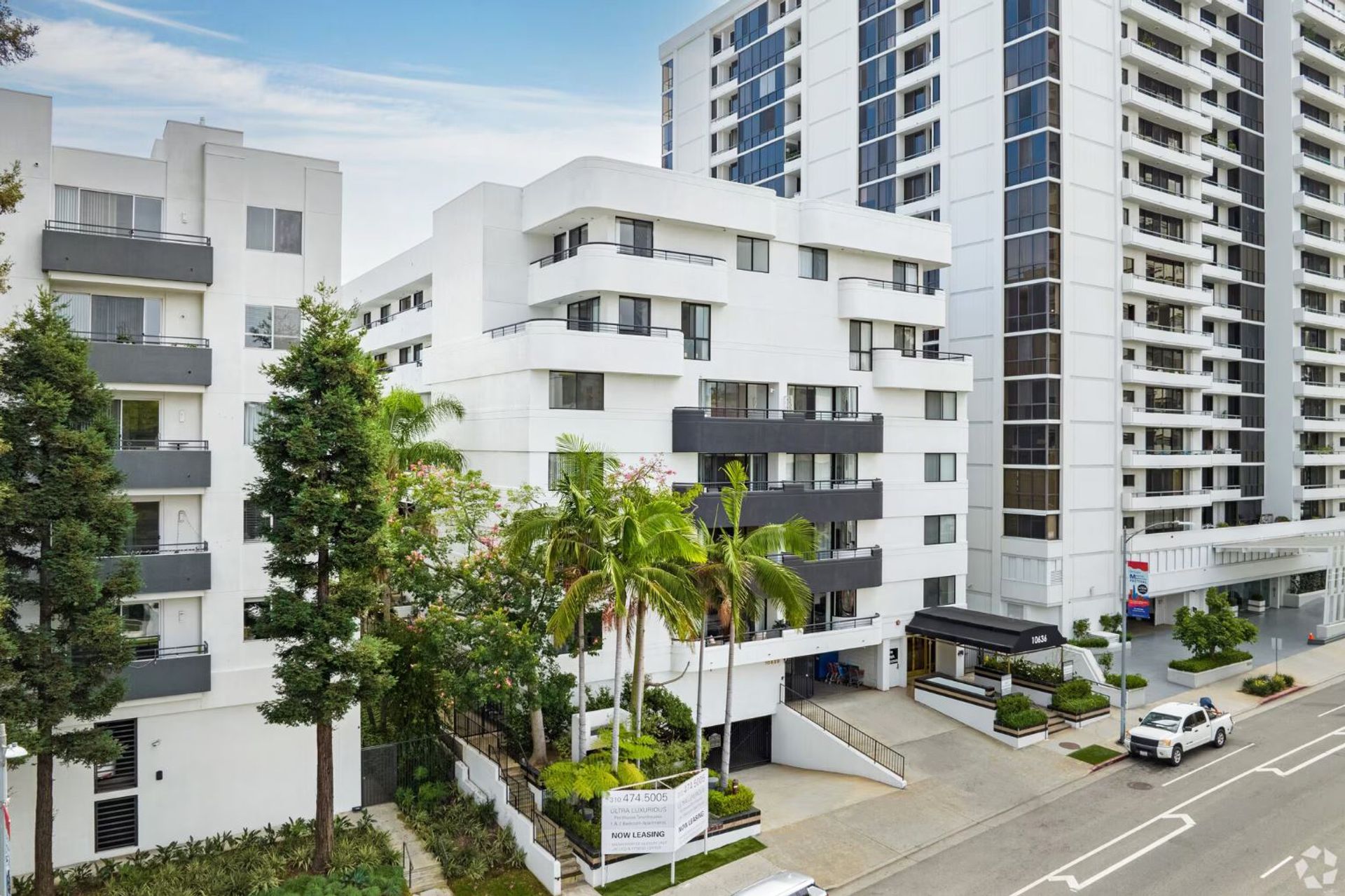 10636 Wilshire 3 of 12