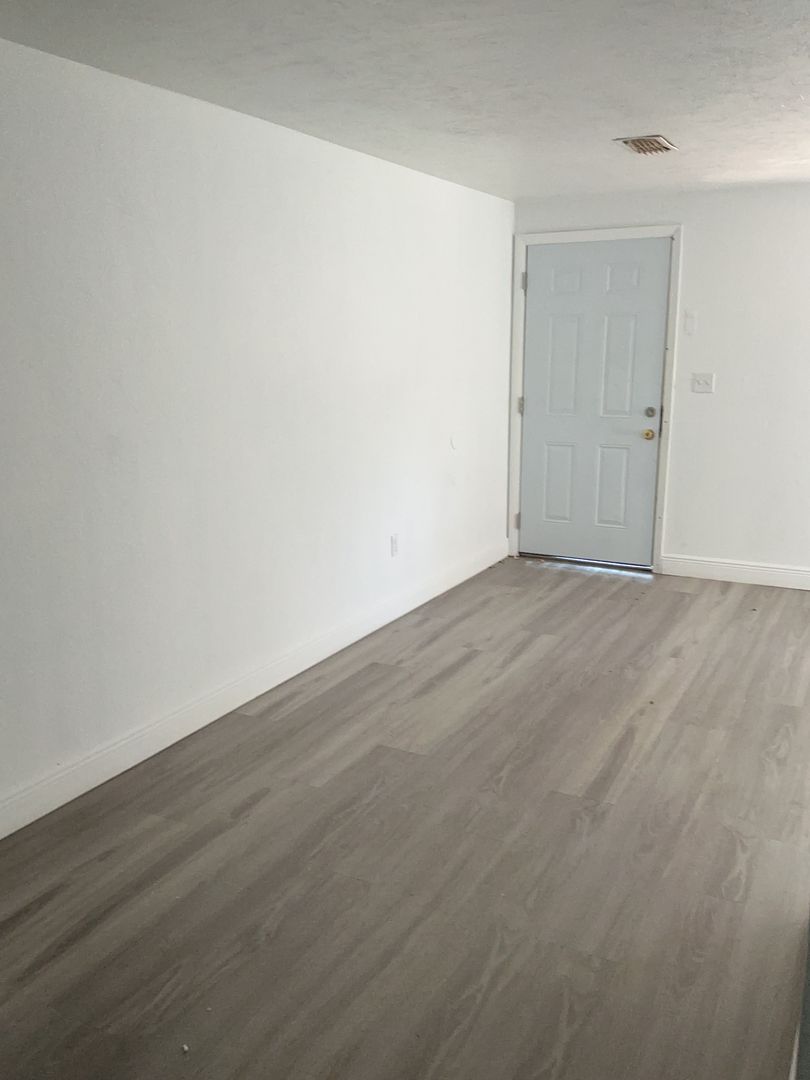 Gainesville Apartment: 6928 SW 6th Place