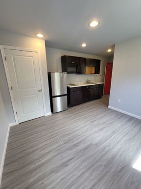 Studio Apartment available for Rent – photo 1