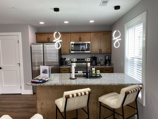 NOW AVAILABLE FOR 27-28 New 2 bedroom, 1 bath in Fort Sanders | Off Campus Housing near UTK | ✴️ Prices are Per Bedroom! – photo 1