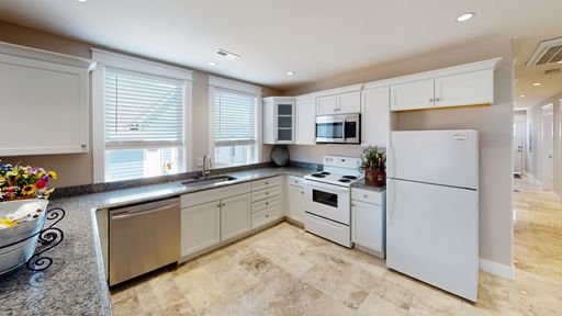 ✴️ Waitlist for Aug2027–Jul2028 Now Open! |7BR/4BA Fort Sanders Home | Walk to UTK | Knoxville Off-Campus Housing – photo 1