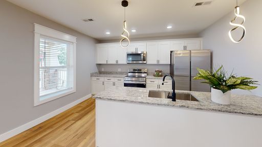 ✴️ Waitlist for Aug2027–Jul2028 Now Open! |Beautiful New Renovated 9BR Historic House – photo 1