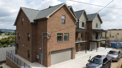 ✴️ Waitlist for Aug2027–Jul2028 Now Open! |4BR 3BA w/Private Bathrooms | Off Campus Housing UTK – photo 1