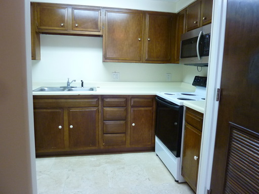 ✴️ Waitlist for Aug2027–Jul2028 Now Open! |2BR Condo Near UTK | Fort Sanders Area – Parking Included – photo 1