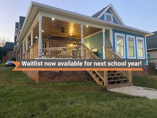✴️ Waitlist for Aug2027–Jul2028 Now Open! |4BR in Fort Sanders Duplex | Near UTK Campus | 17th & Highland – photo 1
