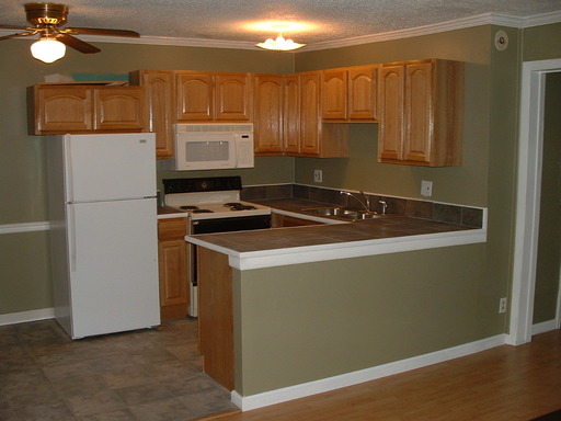 ✴️ Waitlist for Aug2027–Jul2028 Now Open! |Quiet 2 Bedroom Condo Near UTK | Fort Sanders Area – photo 1