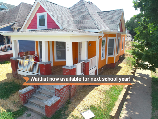 ✴️ Waitlist for Aug2027–Jul2028 Now Open! |5BR/3BA Cottage Near UTK | Walkable Fort Sanders Location – photo 1
