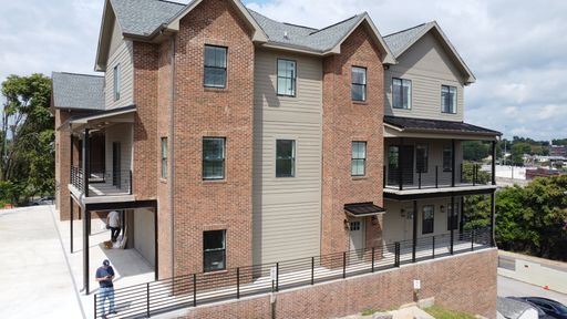 ✴️ Waitlist for Aug2027–Jul2028 Now Open! |4BR 4BA New Off Campus Housing Near UTK – photo 1