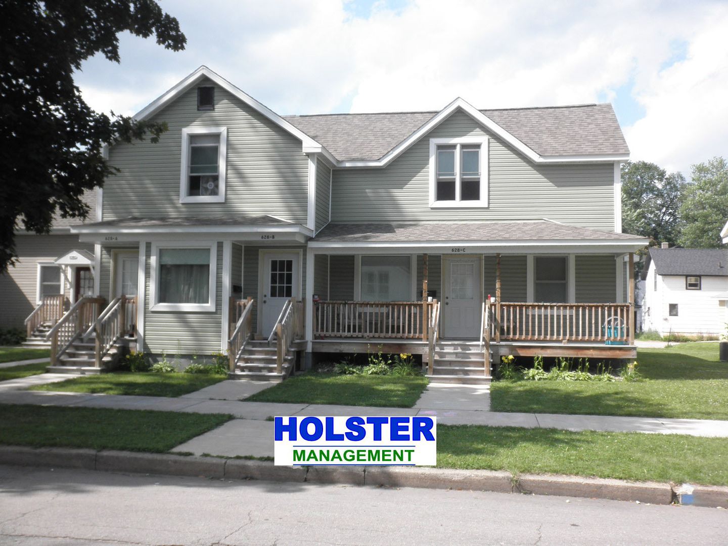 Wausau Apartment: 628 McClellan St