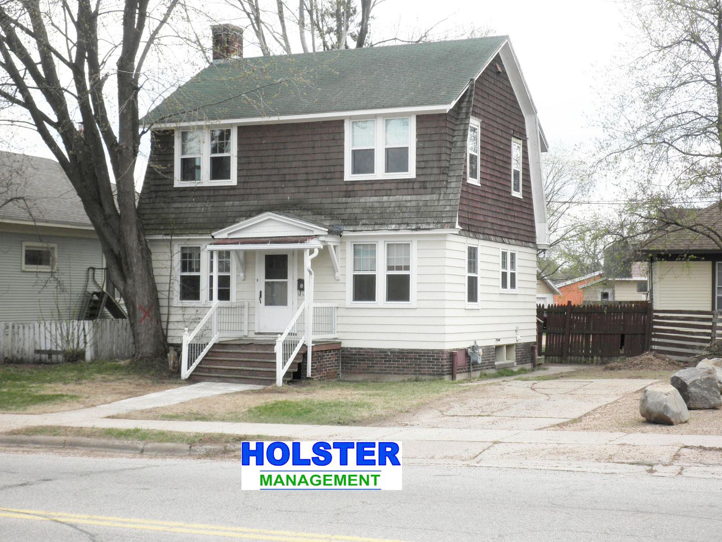 Wausau House: 605 E Thomas Street