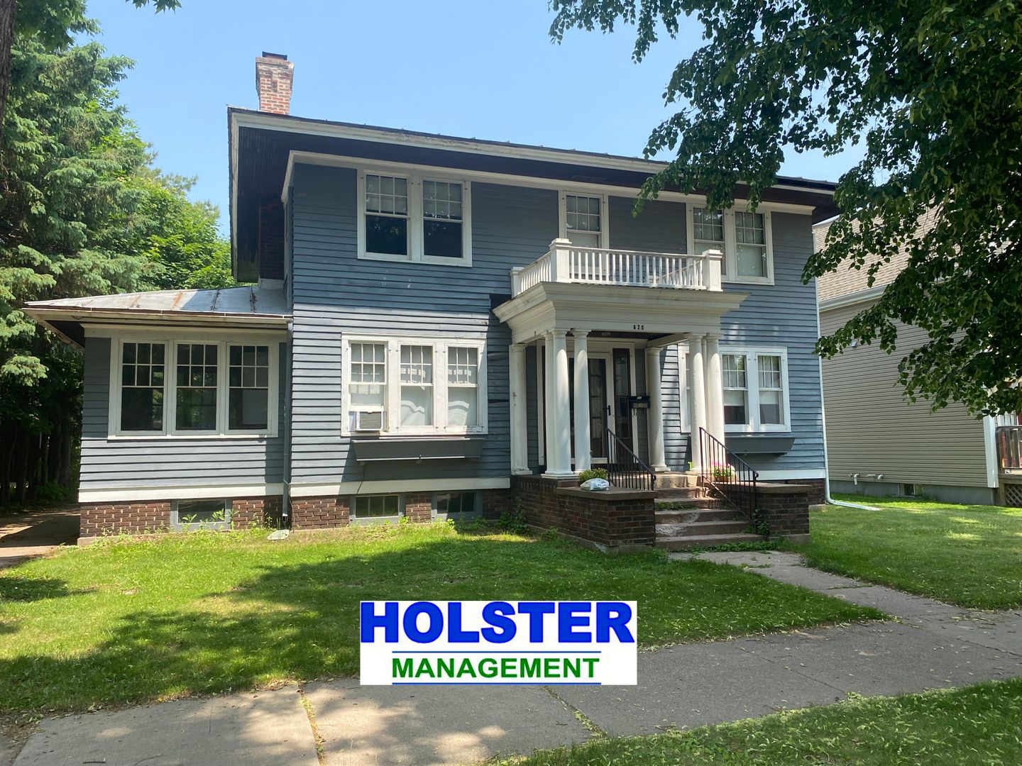 Wausau House: 620 McClellan Street