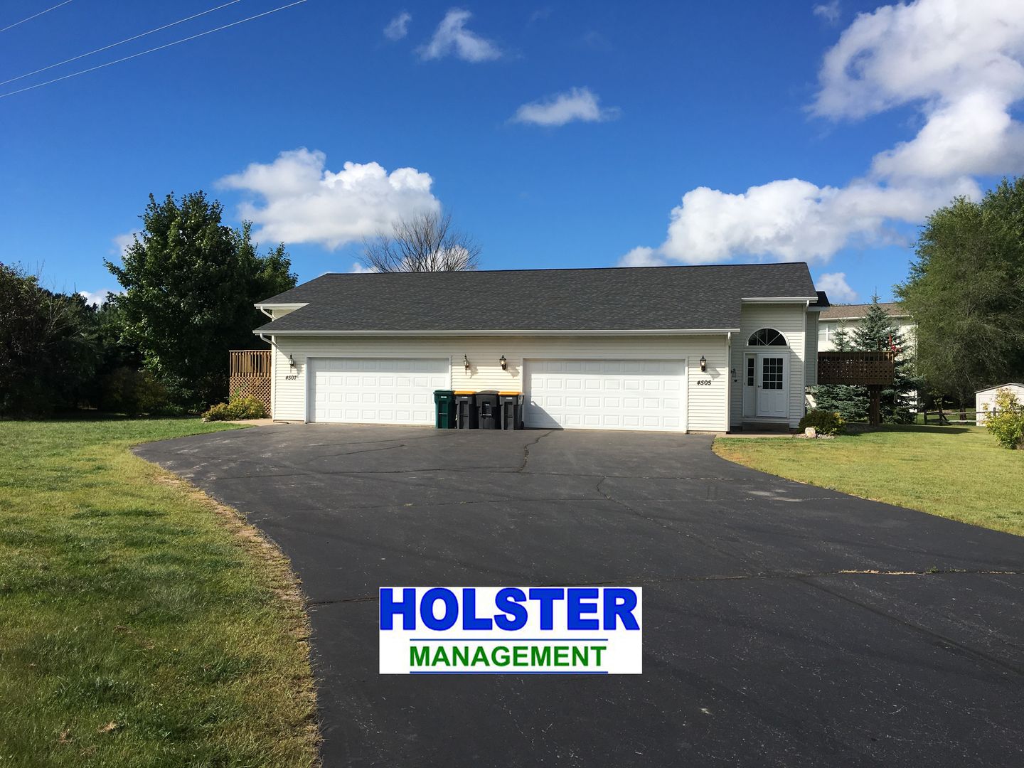 Schofield Apartment: Duplex Located at