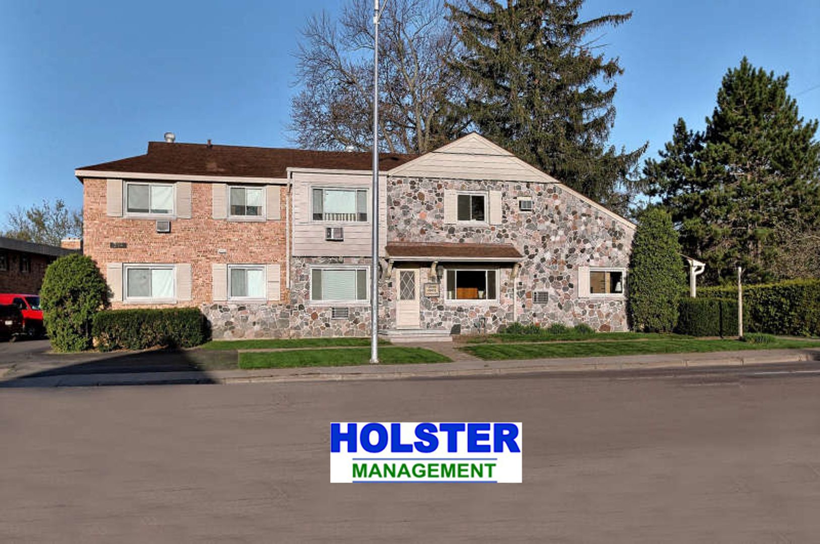 Wausau Apartment: 914 Grand Avenue