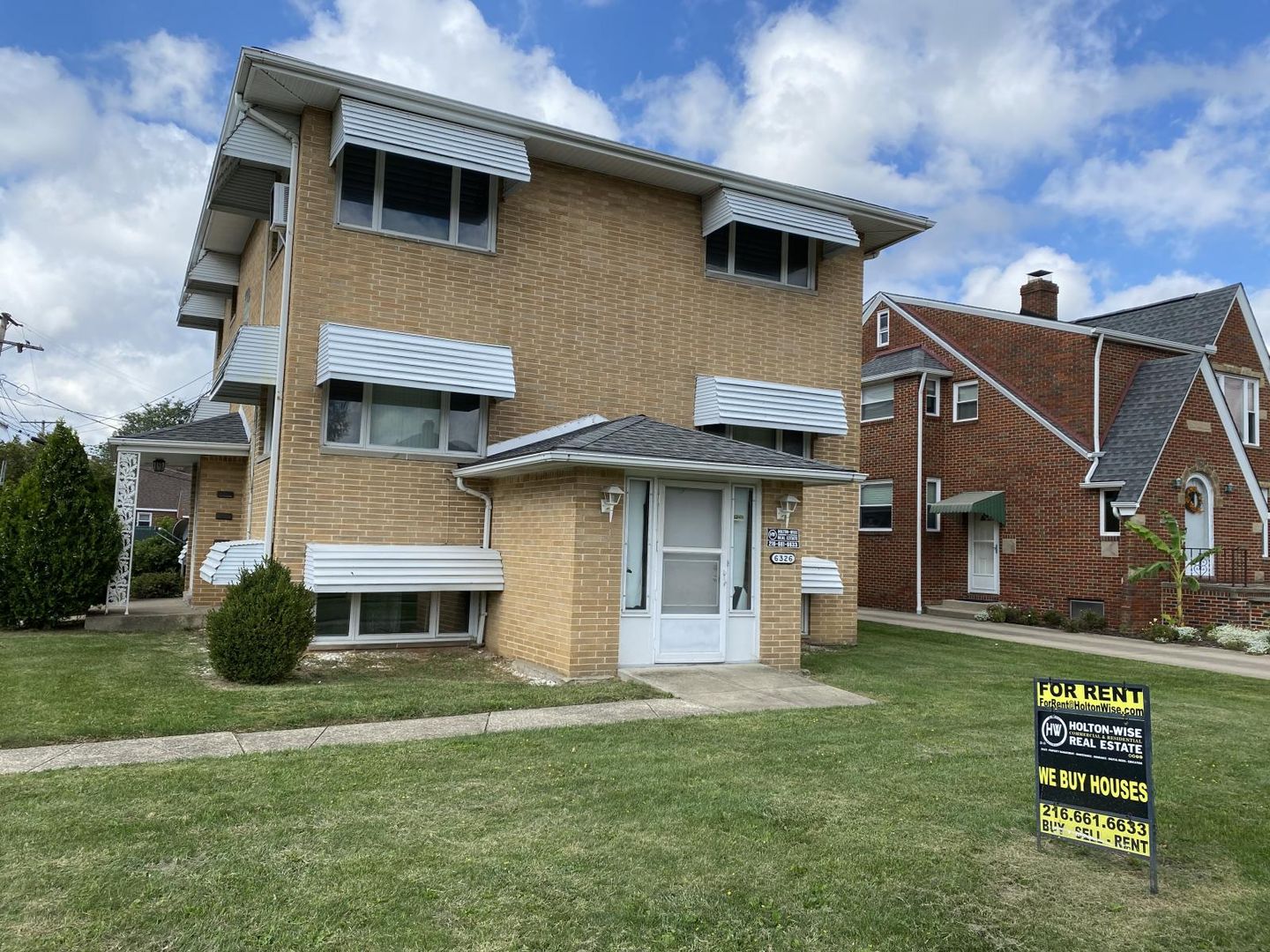 Parma Apartment: 6326 Ridge Road