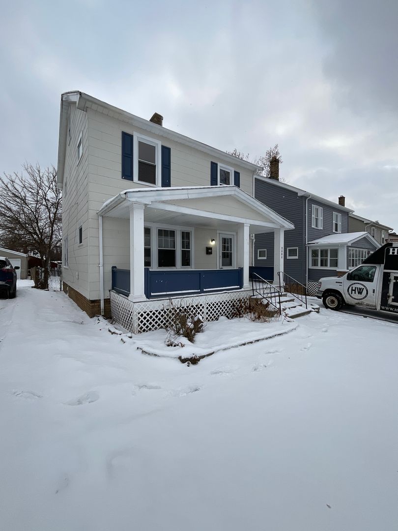 Garfield Heights House: 9604 Park Heights Avenue