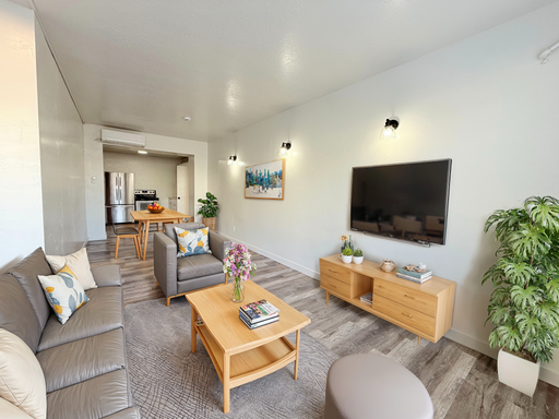 TWO MONTHS FREE – Updated 1 Bedroom with ALL UTILITIES INCLUDED in Pleasant Grove – photo 1