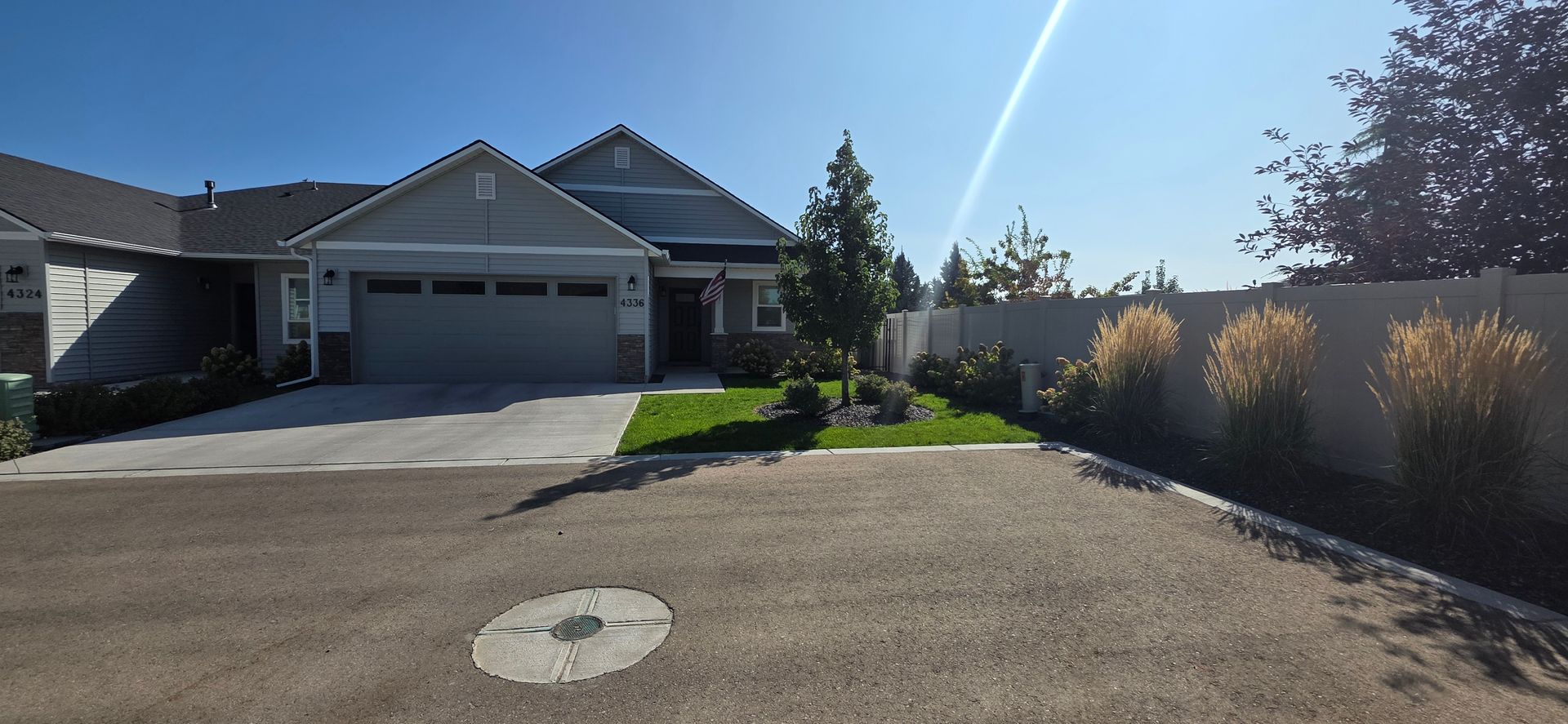 Meridian House: 4336 S Solaris