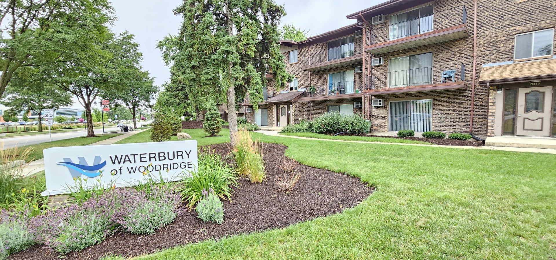 Woodridge Apartment: 8111 Waterbury Ct