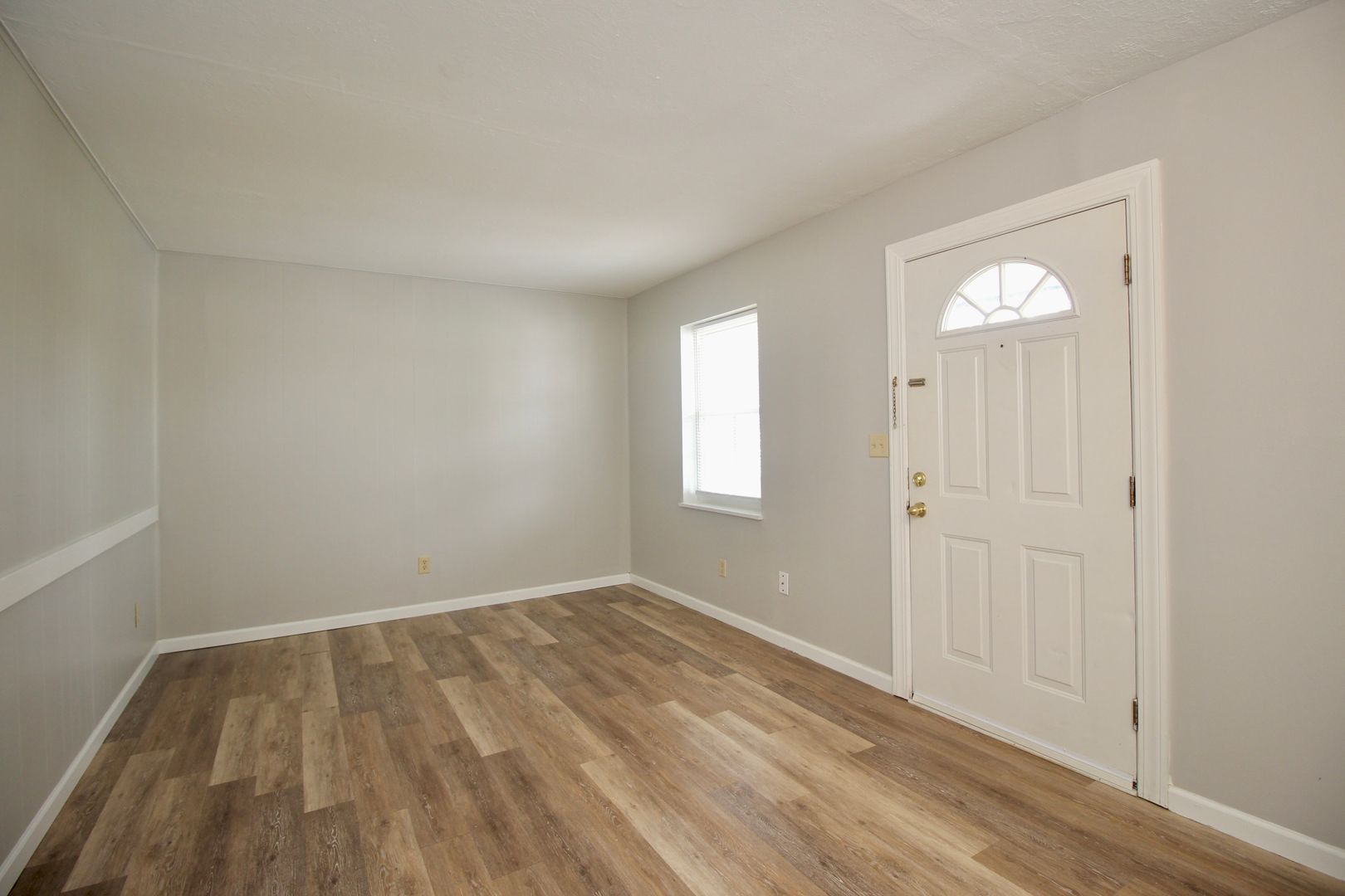 Louisville Apartment: 4705 Cofer Ave