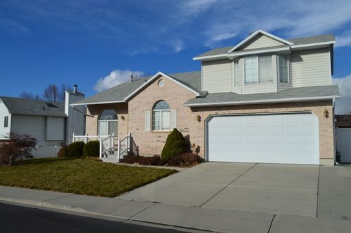 Large Orem Home in Great Location – photo 1