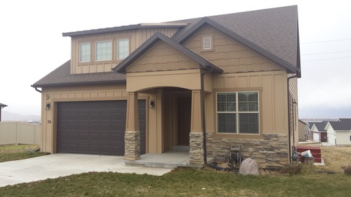 Beautiful Elk Ridge Home with Fantastic Views – photo 1