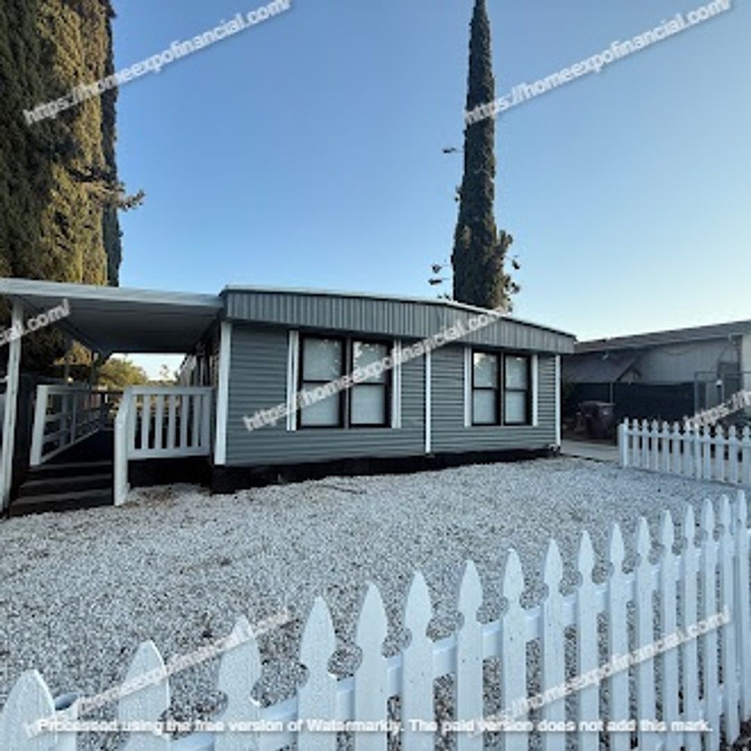 Perris House: 17137 Hidalgo Dr