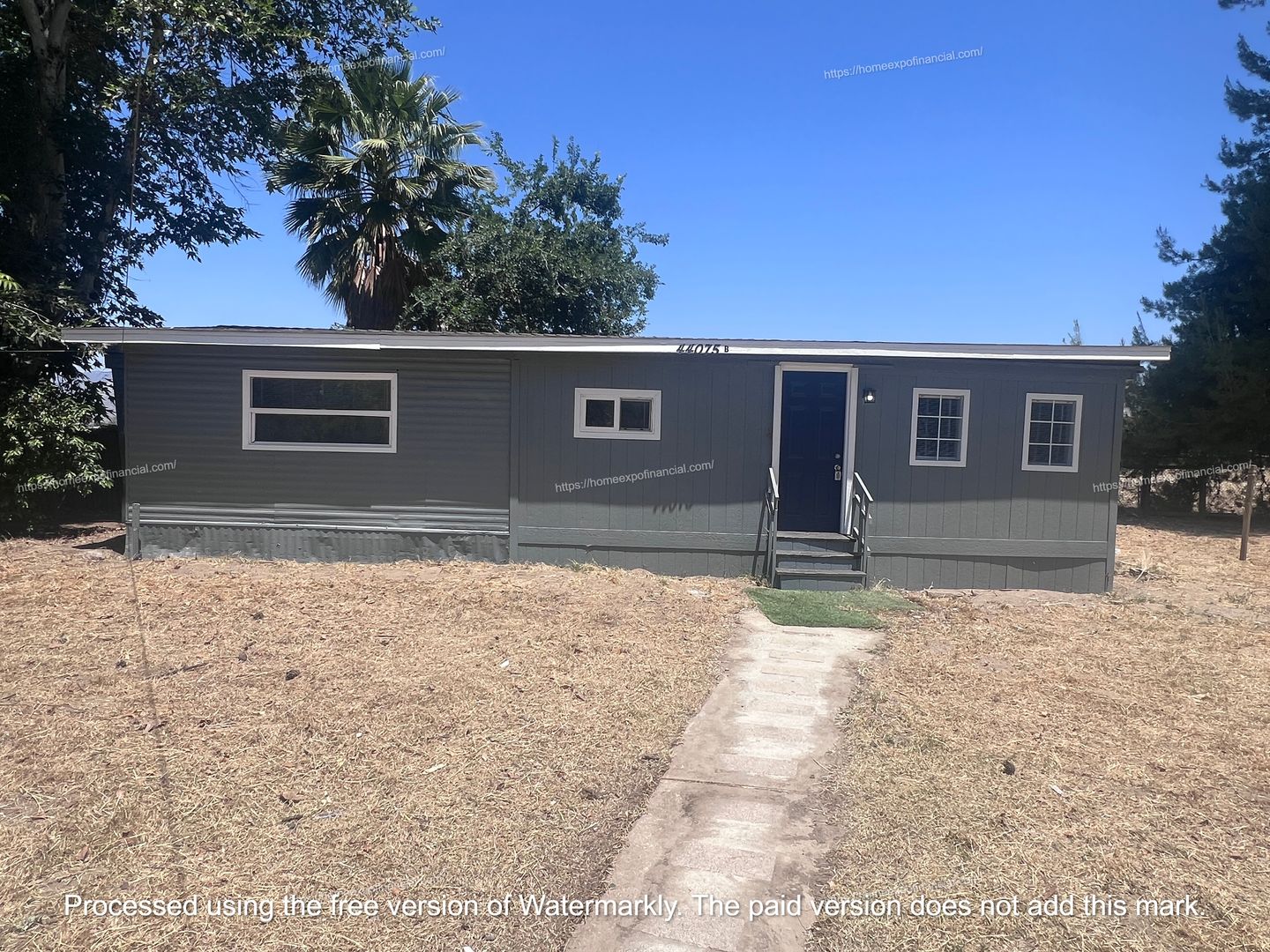 Hemet House: 44075 B St.