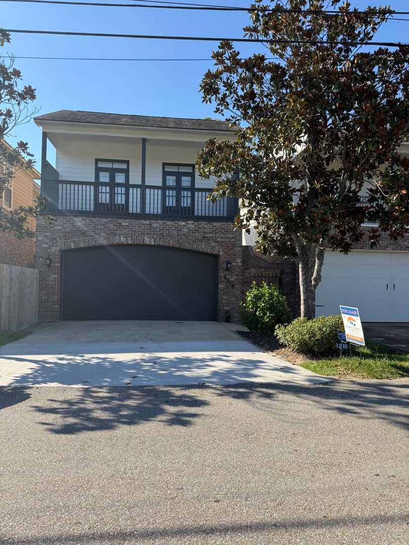 Baton Rouge House: 4218 Bluebonnet Rd.