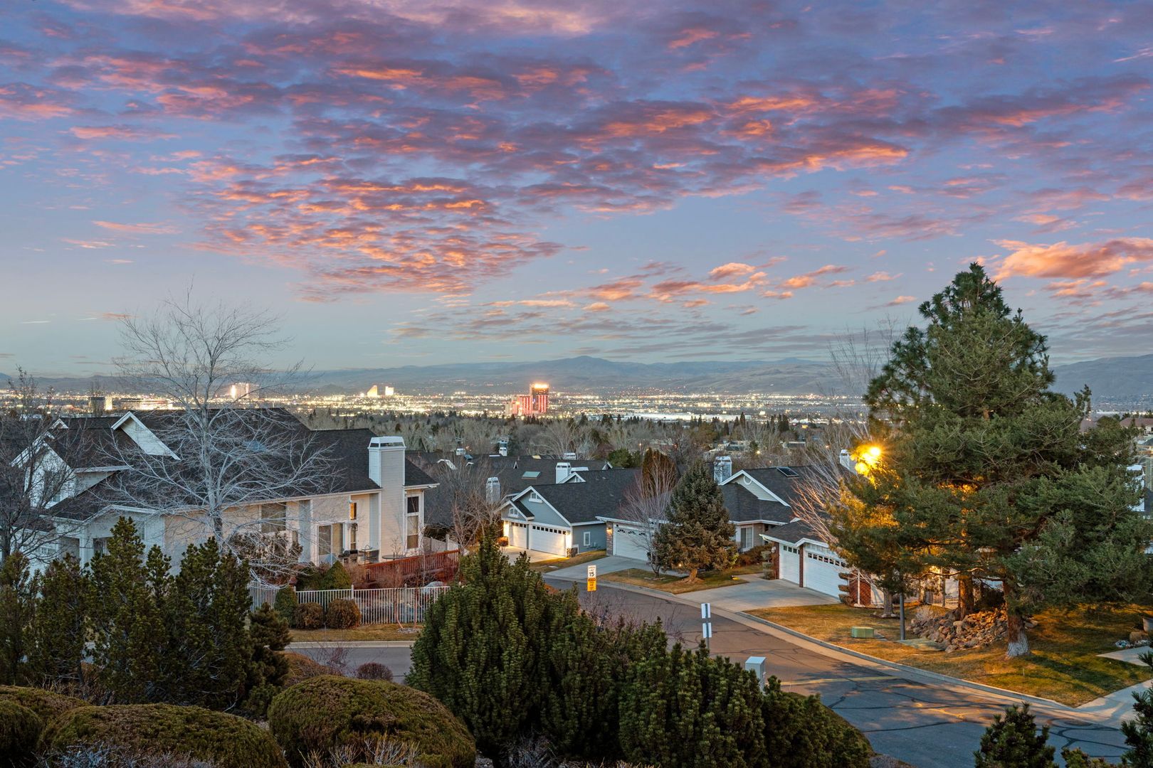 Reno House: 6186 Squires Way
