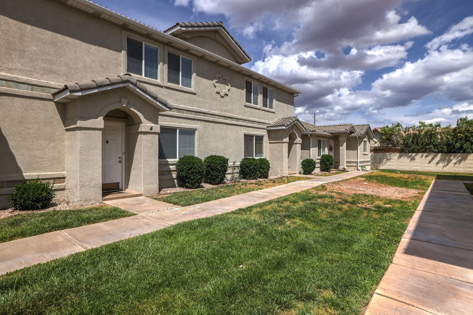 3 Bed, 2 Bath, Carport Parking
