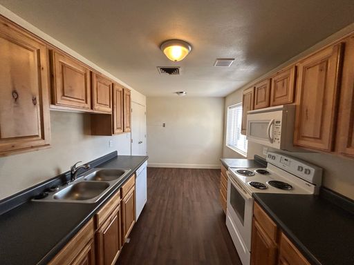 2 bedroom 1 bath in Downtown St George – photo 1