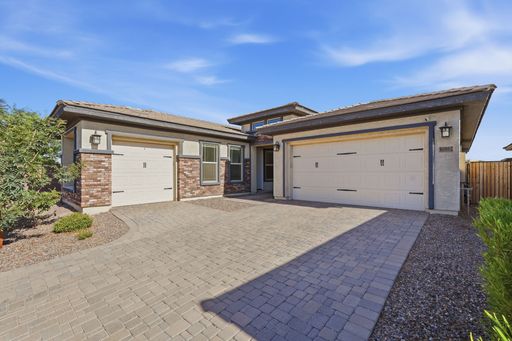 Stunning 5 Bedroom Home with Private Casita, Office & 3-Car Garage in La Mira – photo 1