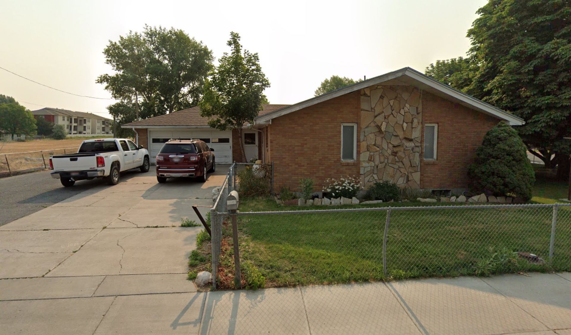 Chubbuck Apartment: 4040 Hawthorne Rd #1