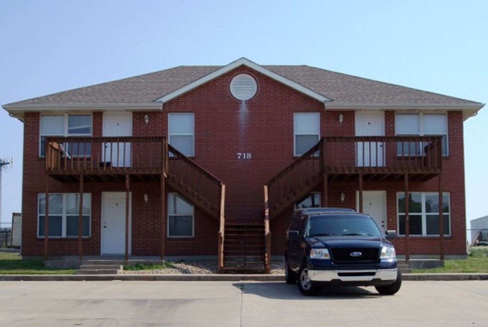 Warrensburg Apartment: 718 Cedar Drive