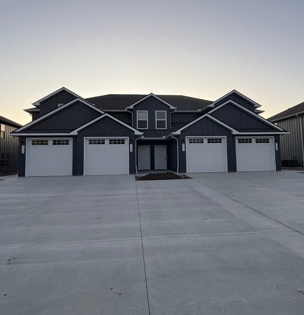 WARRENSBURG Apartment: 73 SE 351 RD