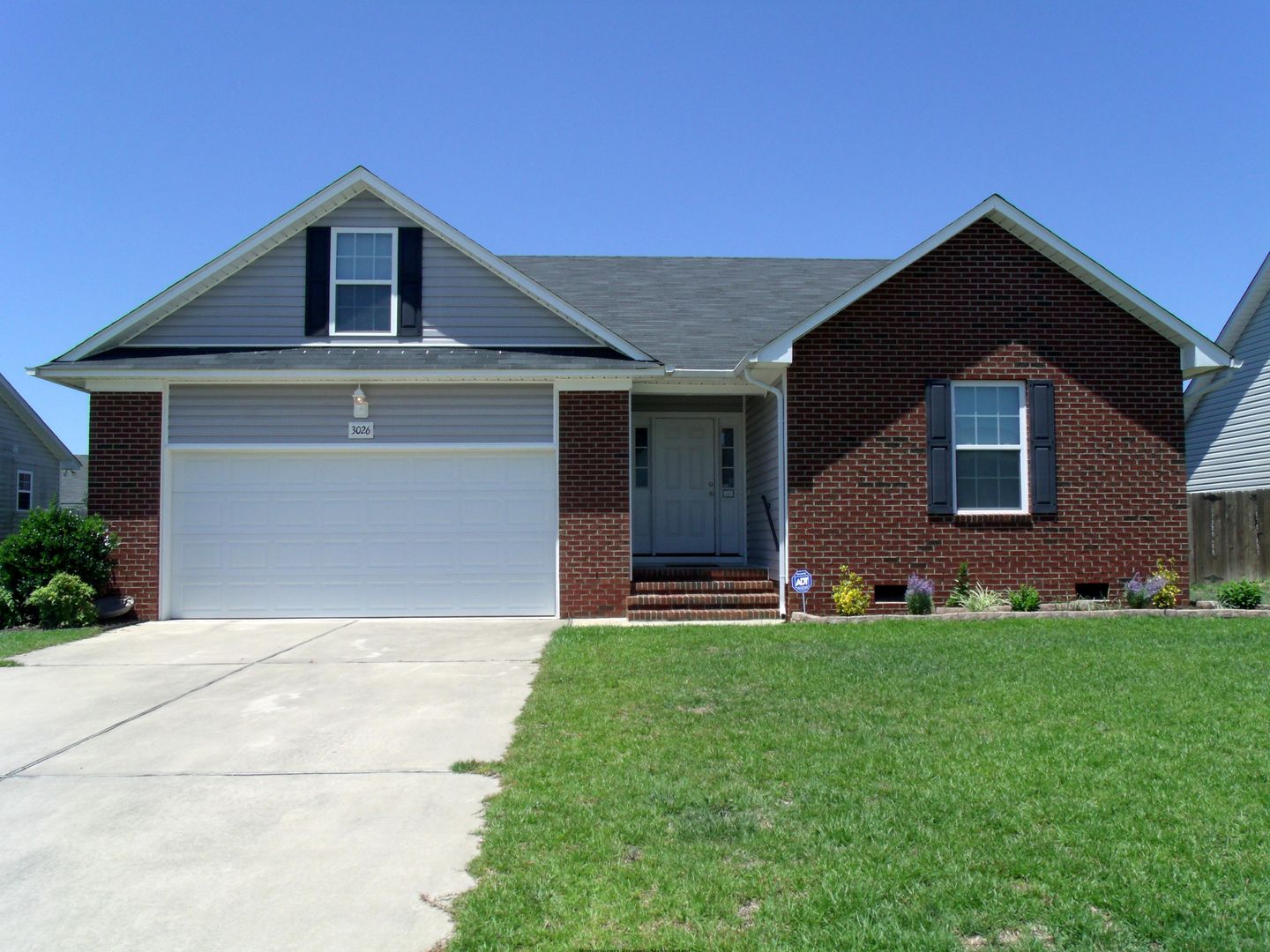 Fayetteville House: 3026 Totley Dr