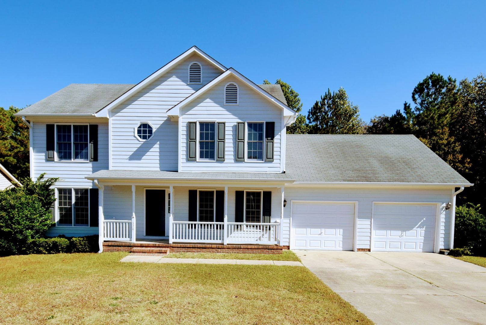 Fayetteville House: 328 Roundtree Dr