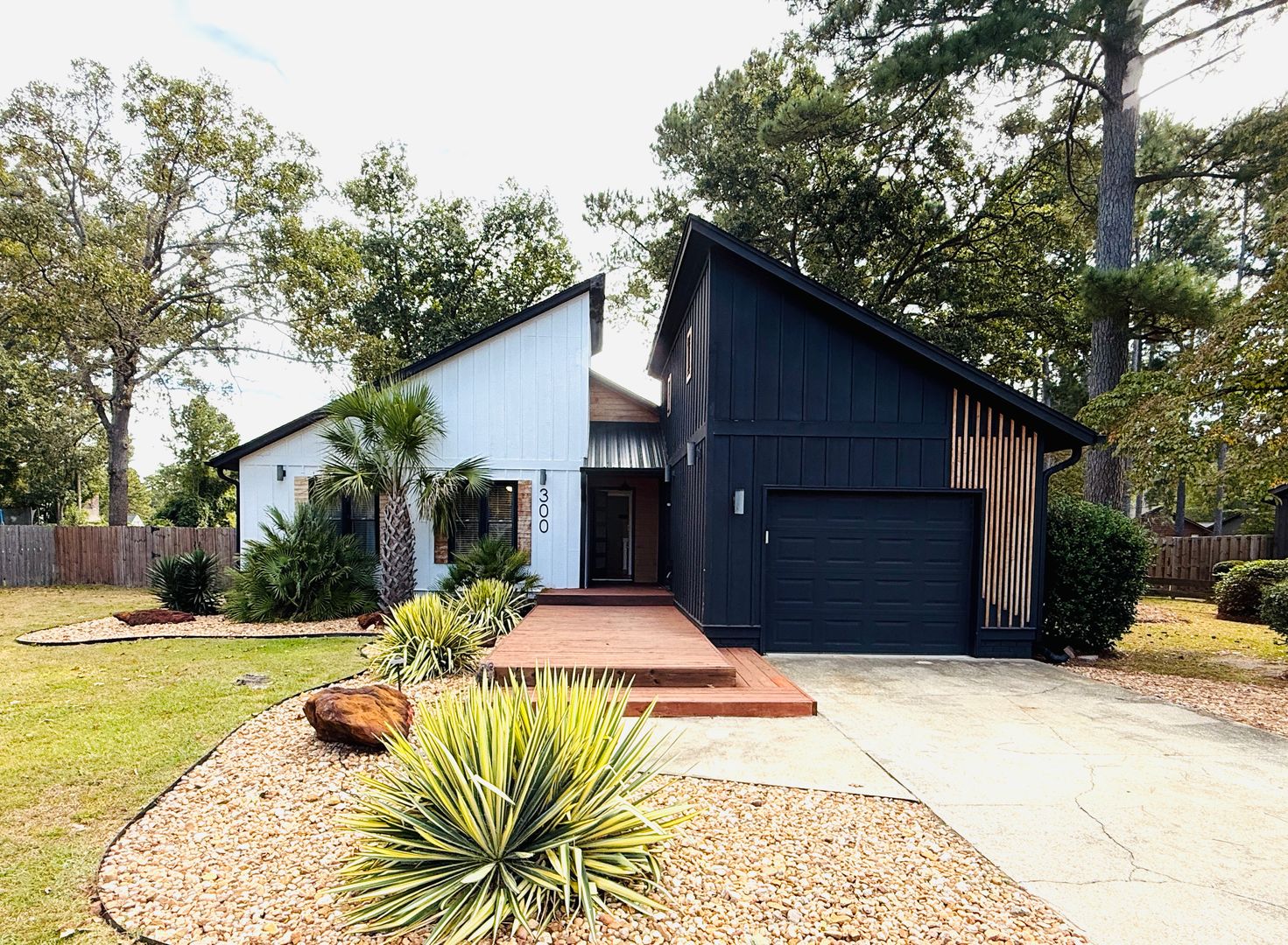 Hope Mills House: 300 Wedge Court