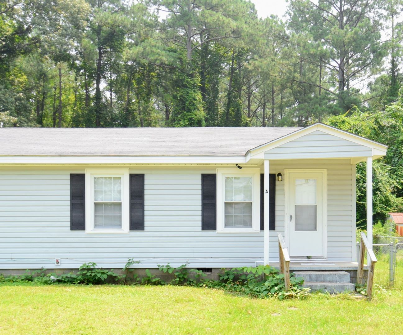 Fayetteville Apartment: 809 Varsity Drive